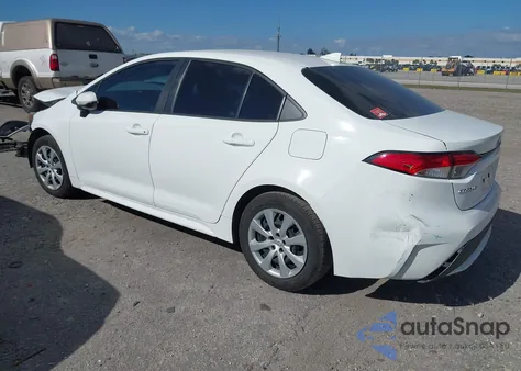2020 Toyota Corolla Le z USA, uszkodzony, nr VIN 5YFEPRAE1LP135160